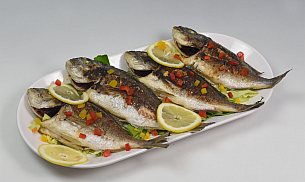 Dorada intreaga 4 buc